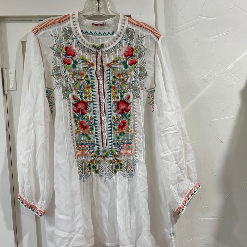 Johnny Was Tunic size large